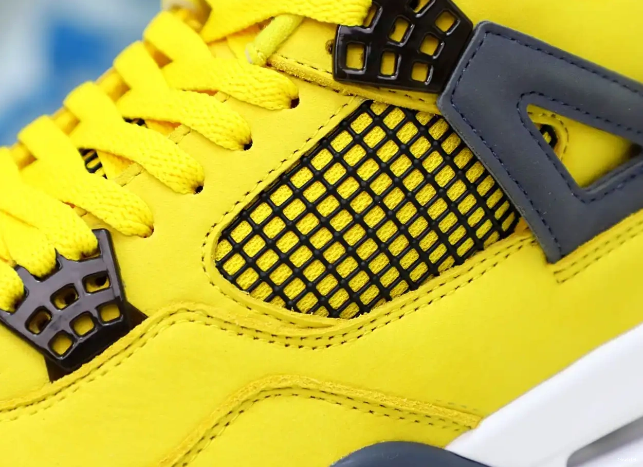 AIR JORDAN 'LIGHTNING' 2021 AIR JORDAN 4 RETRO 0606